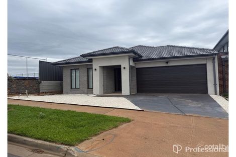 30 WEYBA ST, TRUGANINA, VIC 3029
