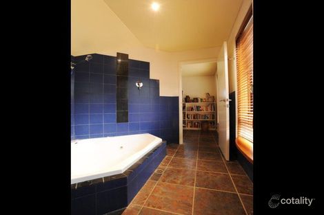 Property photo of 7 Tennant Place Jerrabomberra NSW 2619
