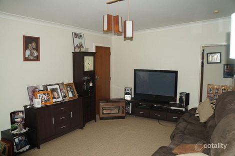 Property photo of 10 Lyell Close Edgeworth NSW 2285