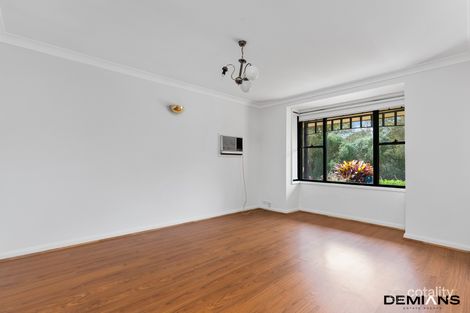Property photo of 14 Niland Way Casula NSW 2170
