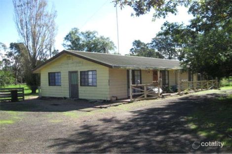 Property photo of 31 R Foats Road Woodside VIC 3874