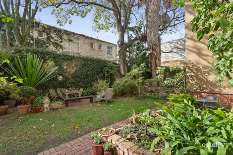Property photo of 2/58 Grey Street St Kilda VIC 3182