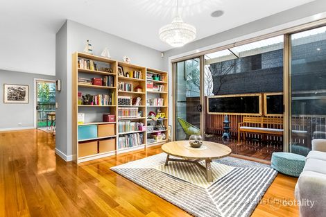 Property photo of 25 Dalgety Drive Ascot Vale VIC 3032