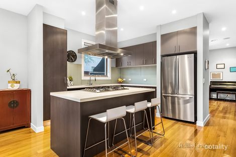 Property photo of 25 Dalgety Drive Ascot Vale VIC 3032