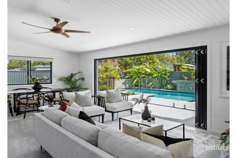 Property photo of 10 Curlew Crescent Burleigh Waters QLD 4220