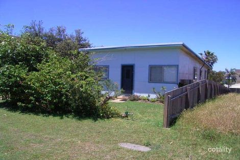 Property photo of 40 Hall Street Old Bar NSW 2430