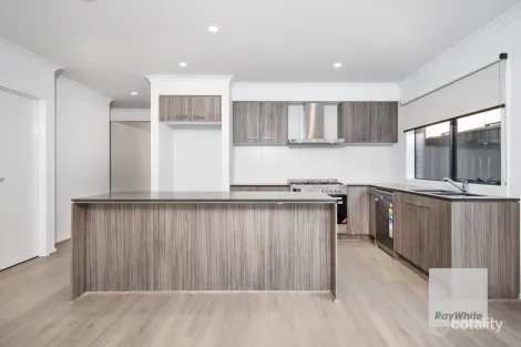 Property photo of 12 Downley Loop Strathtulloh VIC 3338