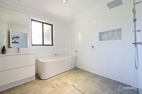 Property photo of 4 Colony Crescent Dubbo NSW 2830
