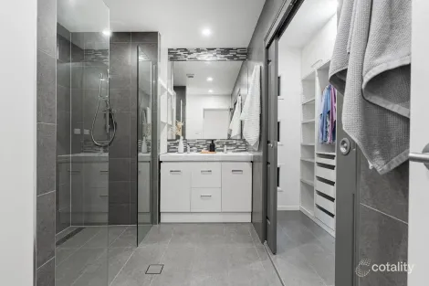 Property photo of 7 Aqua Court Wakerley QLD 4154