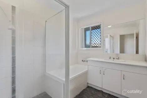 Property photo of 2/2-4 Fleet Drive Kippa-Ring QLD 4021