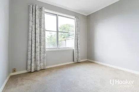 Property photo of 17 Neptune Avenue Newcomb VIC 3219