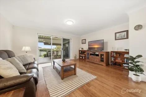 Property photo of 8 Mitchell Street Chifley NSW 2036