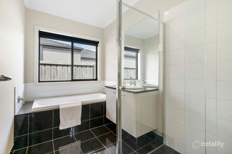 Property photo of 14 Lucindale Road Wollert VIC 3750