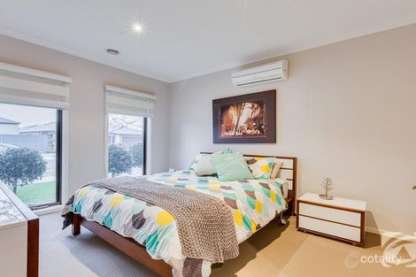 Property photo of 84 Lawson Way Caroline Springs VIC 3023