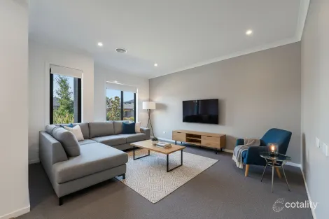 Property photo of 27 Design Way Kalkallo VIC 3064