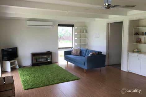 Property photo of 5 Robin Parade Rye VIC 3941