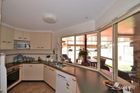 Property photo of 7 Curran Court Kepnock QLD 4670