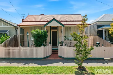 18 River St, Newport, VIC 3015