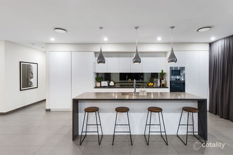 Property photo of 21 Pioneer Drive Carnes Hill NSW 2171