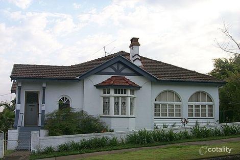 34 Crichton St, Yeerongpilly, QLD 4105