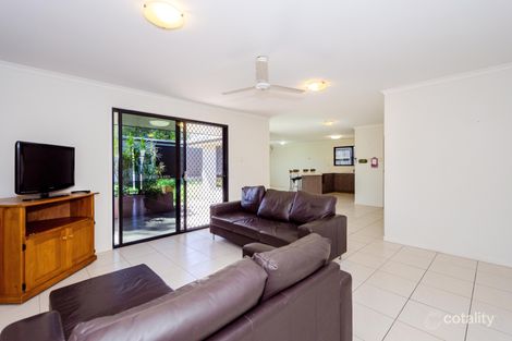 Property photo of 17 Leonie Court New Auckland QLD 4680