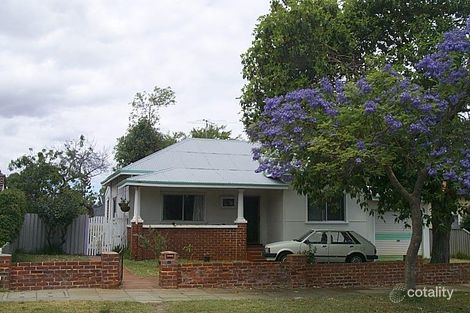 33 Raleigh St, Carlisle, WA 6101