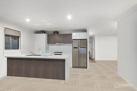 Property photo of 24 Orpheus Crescent South Ripley QLD 4306