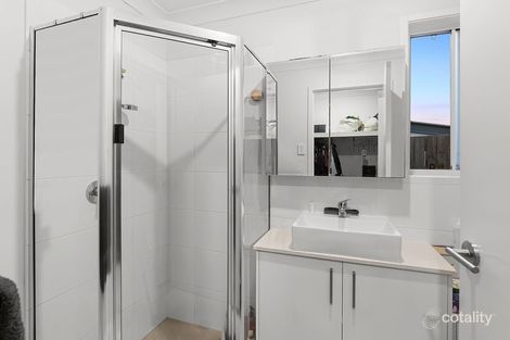 Property photo of 24 Orpheus Crescent South Ripley QLD 4306
