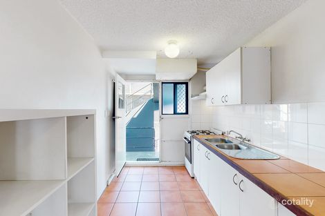 Property photo of 3/25 Fortescue Street Spring Hill QLD 4000
