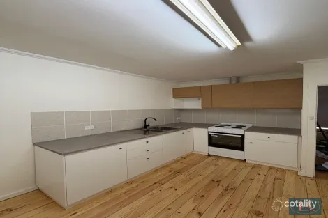 Property photo of 102 McKenzie Road Elizabeth Downs SA 5113