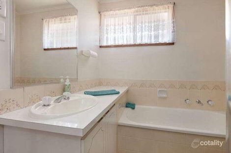 Property photo of 7 Lyrebird Drive Carrum Downs VIC 3201
