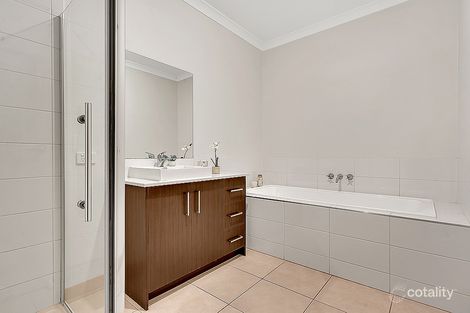 Property photo of 22 Farrell Street Craigieburn VIC 3064