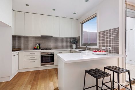 Property photo of 3/12 Lancashire Lane North Melbourne VIC 3051