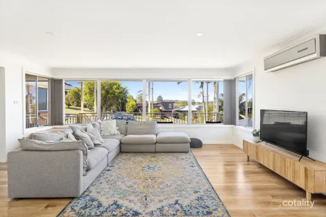 Property photo of 20 Koloona Avenue Figtree NSW 2525