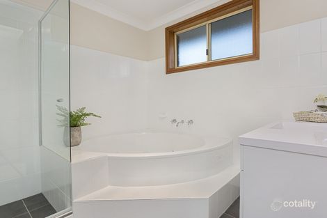 Property photo of 17 Rossian Place Cherrybrook NSW 2126