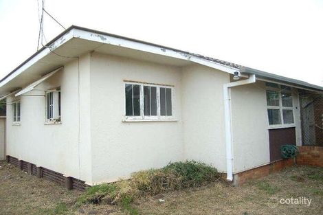 14 Scott St, Burnett Heads, QLD 4670