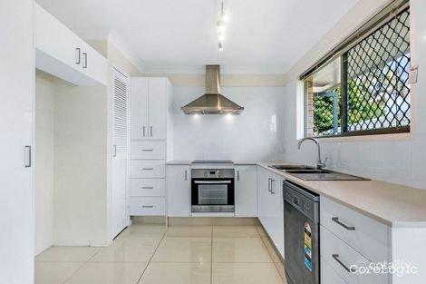 Property photo of 28 Wallace Street Southport QLD 4215