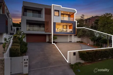 2/8 Thelma Ave, Biggera Waters, QLD 4216
