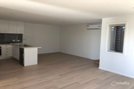 Property photo of 1/36 Central Road Hampton Park VIC 3976