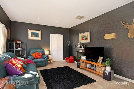 Property photo of 25 Moncoe Street Boronia VIC 3155