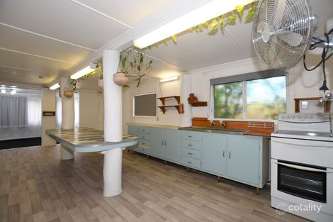 Property photo of 15 Kindt Street Moore Park Beach QLD 4670