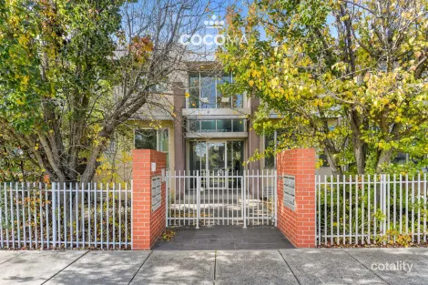 Property photo of 7/8 St James Avenue Springvale VIC 3171