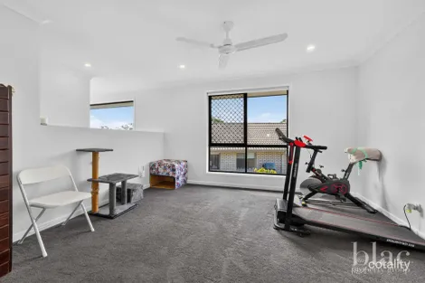 Property photo of 26 Sewells Circuit Spring Mountain QLD 4300