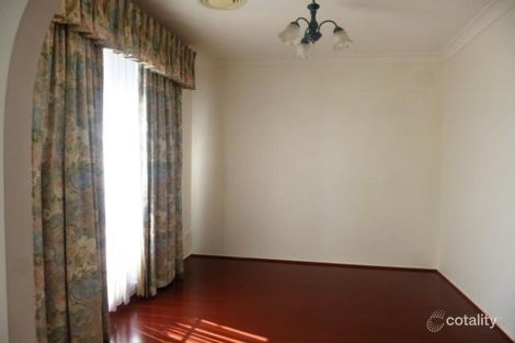 Property photo of 2 Ballard Place Doonside NSW 2767