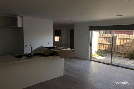 Property photo of 9/36 Central Road Hampton Park VIC 3976