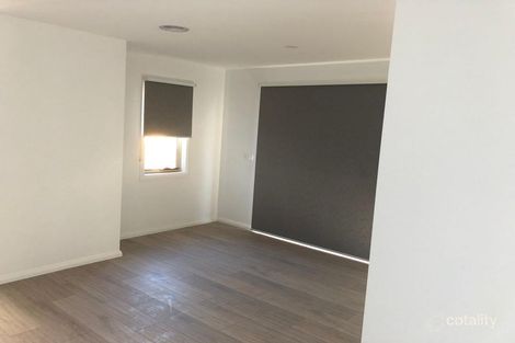 Property photo of 9/36 Central Road Hampton Park VIC 3976