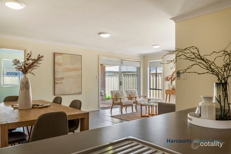 Property photo of 11 Tangelo Court Direk SA 5110