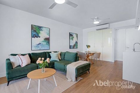 4/36 Pearl Pde, Scarborough, WA 6019