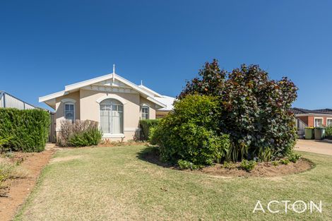 315 Oakmont Ave, Meadow Springs, WA 6210