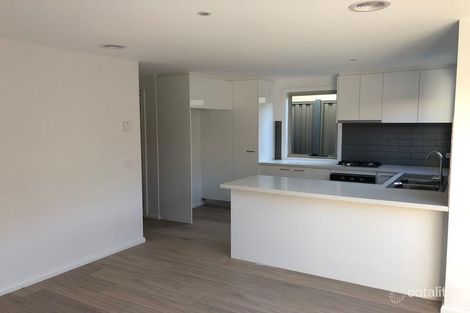 Property photo of 18/36 Central Road Hampton Park VIC 3976